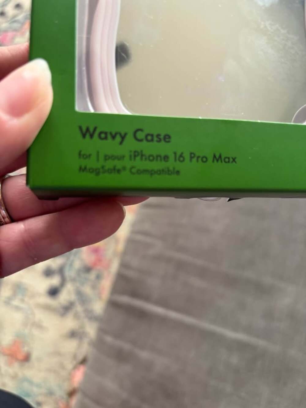 Kate Spade New York iPhone 16 Pro Max Wavy Case Mirrored Soft Pink MagSafe NIB - Picture 3 of 4